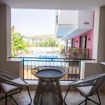 Hotell Cesmekes 3*
