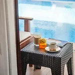 Cesmekes Hotell Çeşme