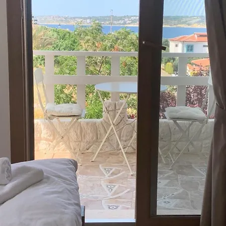 Ξενοδοχείο Cesmekes 3*