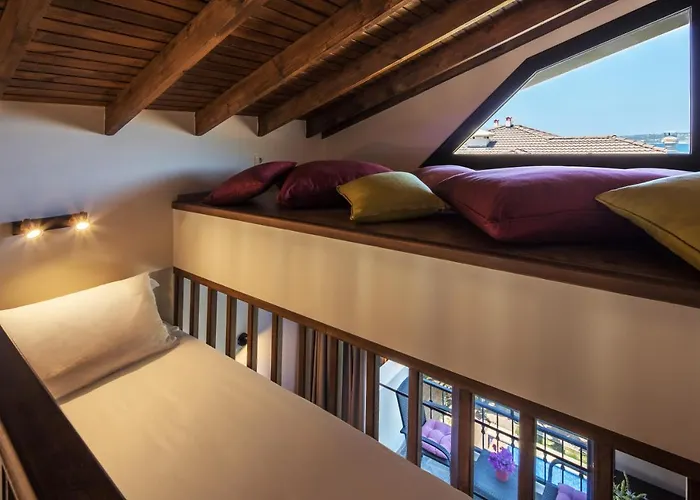 Hotell Cesmekes Çeşme